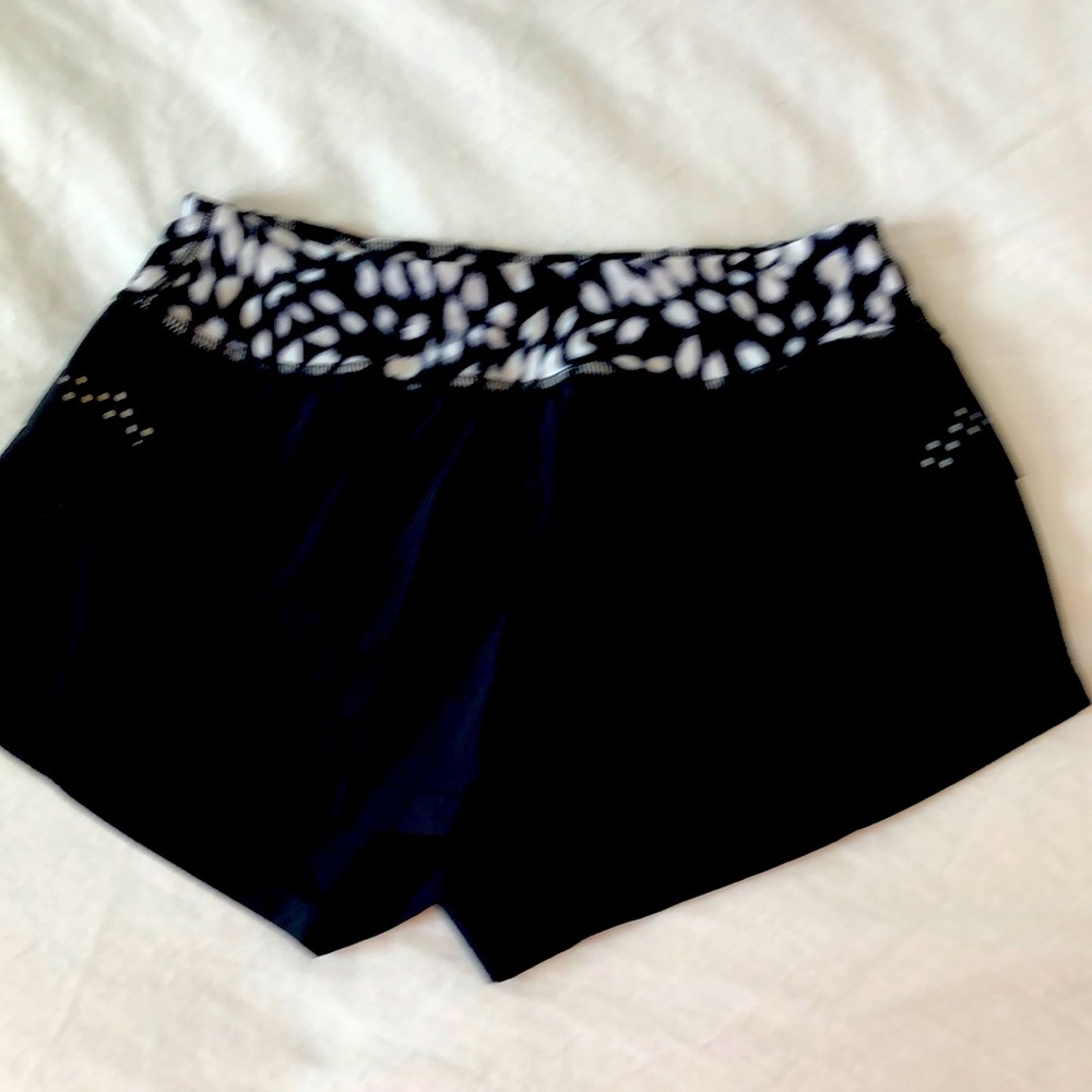 Zella active wear shorts